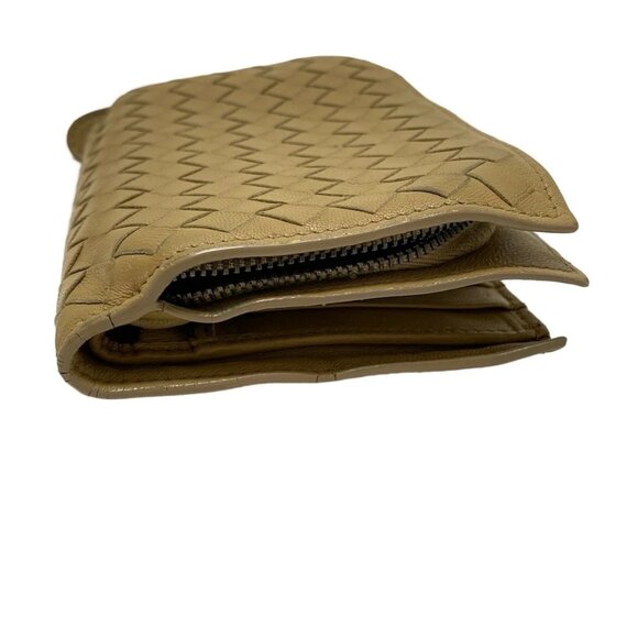 Auth BOTTEGA VENETA Intrecciato - Beige Leather B********* Bifold Wallet - Picture 7 of 11